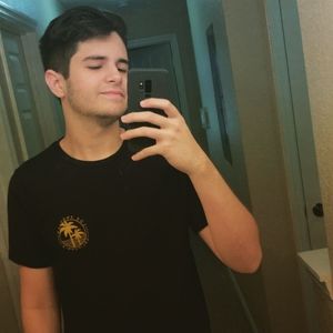 Meet your Posher, Alejandro